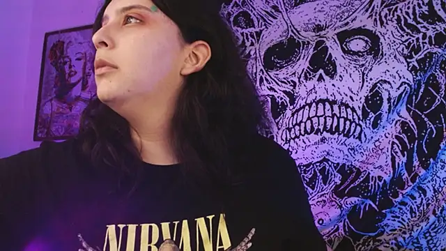 mikaskullcs online show from January 13, 6:46 pm