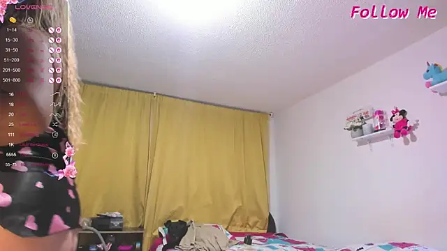 Snapshot of mailyn_baker chatting on October 19, 11:38 pm mailyn baker online show from October 19, 11:38 pm