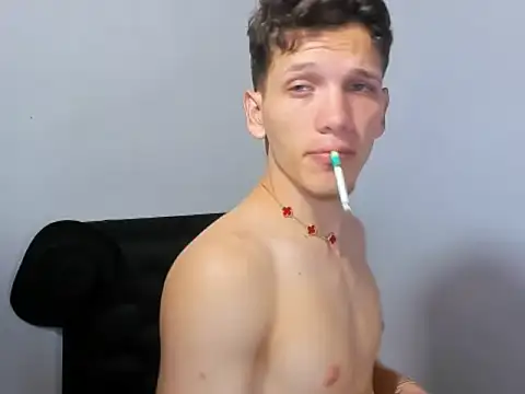 kevinkewman online show from December 15, 10:52 am