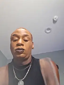 ItsBarbieBitcxxxx69 online show from October 22, 8:14 am