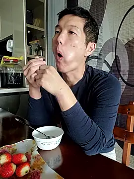 Snapshot of woonee827372 chatting on November 23, 1:49 am woonee827372 online show from November 23, 1:49 am