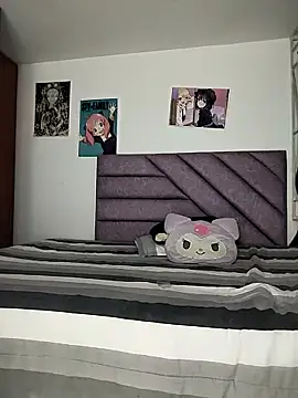 KARINNA  RAVEN online show from March 6, 1:02 am