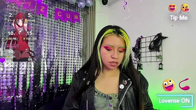 Snapshot of midory_ chatting on November 12, 3:51 am midory online show from November 12, 3:51 am