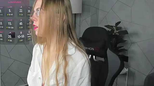 Joann Shermann online show from November 14, 1:15 am