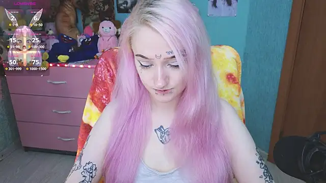 Manuela unicorn online show from October 10, 8:30 pm