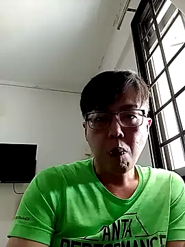 Snapshot of akumasian chatting on March 23, 6:37 am akumasian online show from March 23, 6:37 am