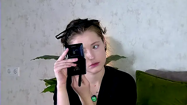 AshleyD  online show from November 15, 12:45 pm