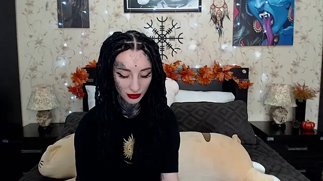 Velvetbat online show from October 18, 7:09 am