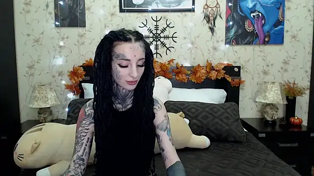 Velvetbat online show from November 14, 7:07 am