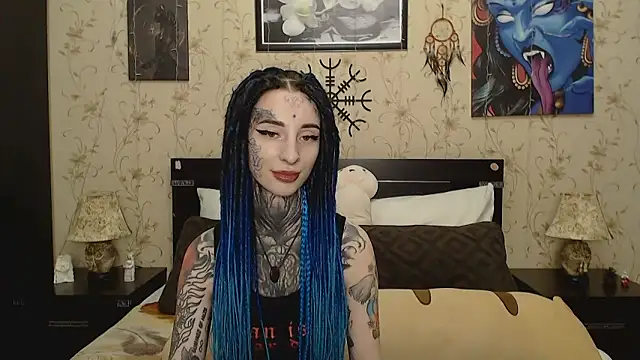 Snapshot of Velvetbat chatting on February 16, 7:04 am Velvetbat online show from February 16, 7:04 am