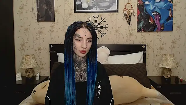 Snapshot of Velvetbat chatting on February 17, 6:43 am Velvetbat online show from February 17, 6:43 am