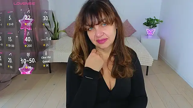 Nika Light online show from January 9, 11:35 am