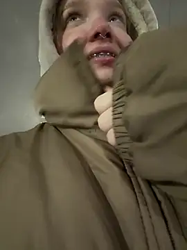 bambi lu online show from January 13, 5:51 pm