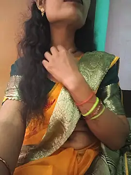Eshna Dabral online show from September 20, 4:08 pm