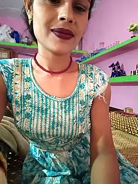 Eshna Dabral online show from October 12, 2:54 am