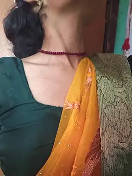 Eshna Dabral online show from October 19, 1:45 pm