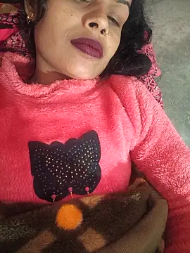 Eshna Dabral online show from November 30, 4:11 pm