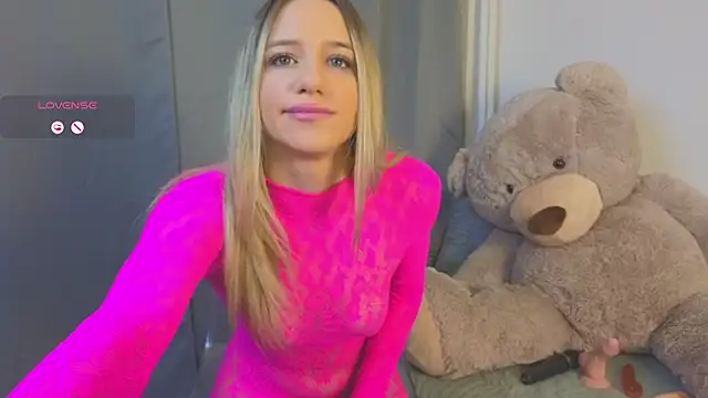 Snapshot of MellisaKim chatting on November 2, 10:23 pm MellisaKim online show from November 2, 10:23 pm