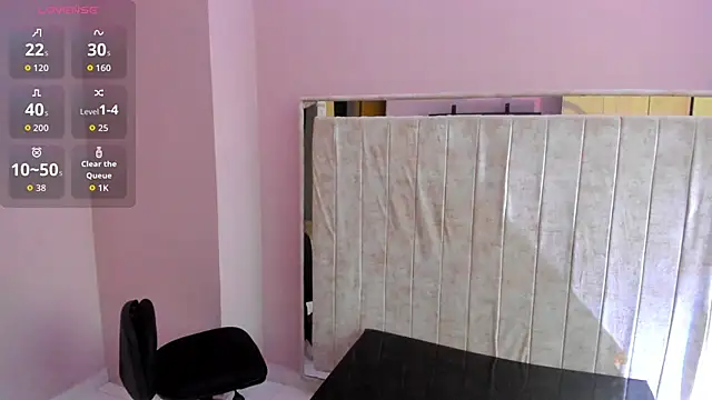 Snapshot of Elaine87_ chatting on November 5, 10:43 pm Elaine87 online show from November 5, 10:43 pm