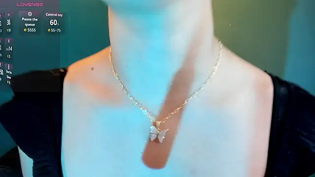 Snapshot of Elaine87_ chatting on November 8, 10:41 pm Elaine87 online show from November 8, 10:41 pm