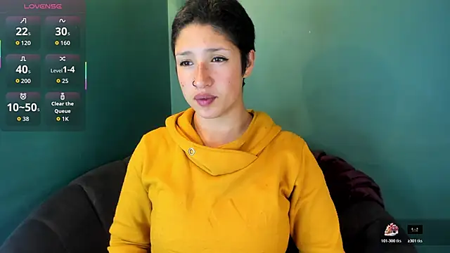 Snapshot of Elaine87_ chatting on November 14, 9:35 pm Elaine87 online show from November 14, 9:35 pm