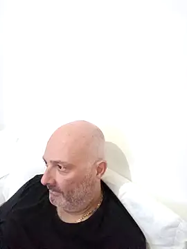 Snapshot of Alexis_Bull chatting on October 12, 12:37 pm Alexis Bull online show from October 12, 12:37 pm