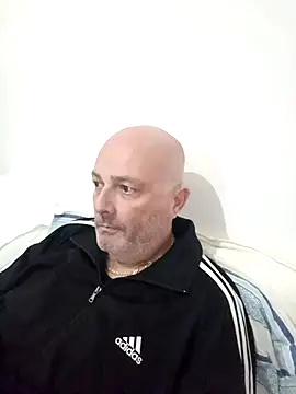 Snapshot of Alexis_Bull chatting on October 16, 5:14 pm Alexis Bull online show from October 16, 5:14 pm