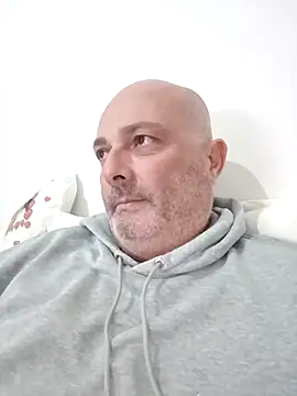 Snapshot of Alexis_Bull chatting on November 6, 6:09 pm Alexis Bull online show from November 6, 6:09 pm