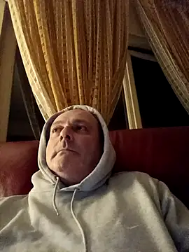 Snapshot of Alexis_Bull chatting on January 13, 11:10 pm Alexis Bull online show from January 13, 11:10 pm