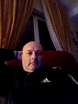 Snapshot of Alexis_Bull chatting on February 1, 11:36 pm Alexis Bull online show from February 1, 11:36 pm