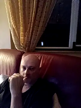 Snapshot of Alexis_Bull chatting on February 9, 11:20 pm Alexis Bull online show from February 9, 11:20 pm