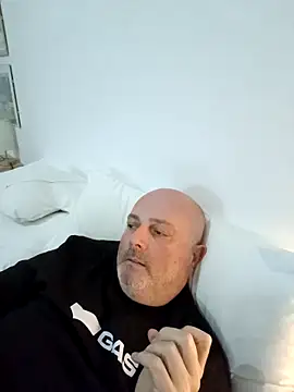 Snapshot of Alexis_Bull chatting on February 28, 5:36 pm Alexis Bull online show from February 28, 5:36 pm