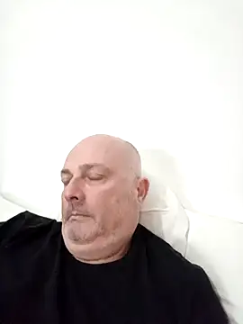 Alexis Bull online show from March 5, 10:11 am