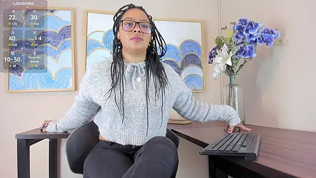 Snapshot of andrea_xoe_ chatting on November 24, 2:39 pm andrea xoe online show from November 24, 2:39 pm