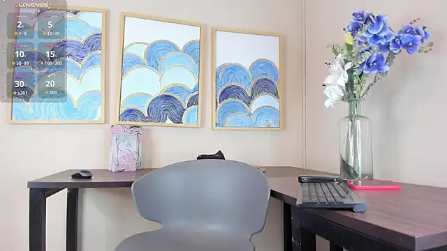 Snapshot of andrea_xoe_ chatting on November 28, 1:58 pm andrea xoe online show from November 28, 1:58 pm