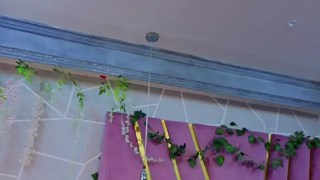 Snapshot of MilleyJones chatting on December 1, 7:41 pm MilleyJones online show from December 1, 7:41 pm