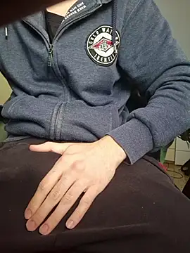 tipetto06 online show from November 3, 12:28 pm