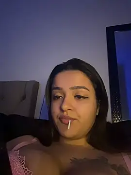 Manu 2002  online show from May 29, 2:42 am