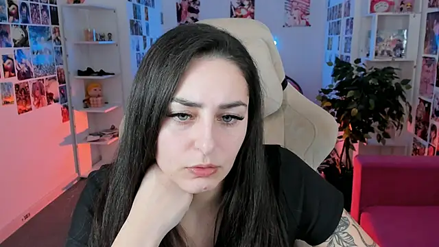 Snapshot of ValeriiMills chatting on February 3, 2:55 pm ValeriiMills online show from February 3, 2:55 pm