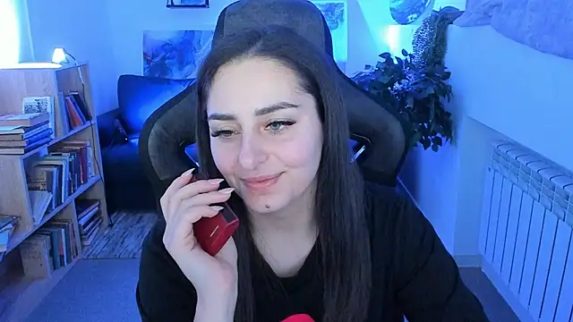 Snapshot of ValeriiMills chatting on March 1, 2:41 pm ValeriiMills online show from March 1, 2:41 pm