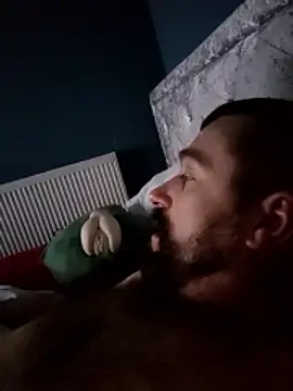 lucka1234 online show from April 20, 10:11 pm