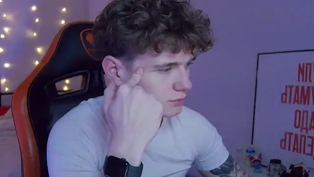 DanyDavis online show from November 28, 5:04 pm