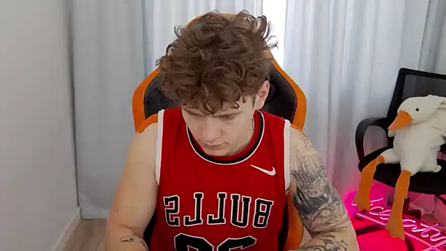 DanyDavis online show from April 14, 9:59 am