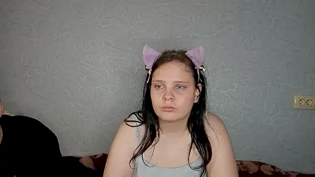 Snapshot of SweetPiggyx chatting on April 30, 9:52 pm SweetPiggyx online show from April 30, 9:52 pm
