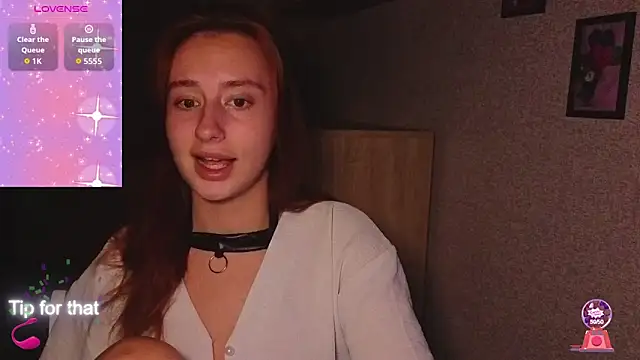 Snapshot of kristi_ginger chatting on November 27, 12:56 am kristi ginger online show from November 27, 12:56 am