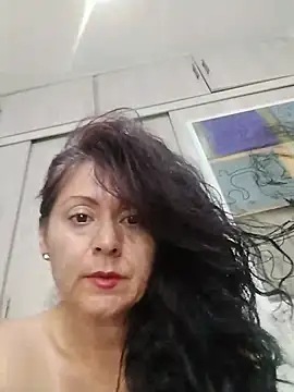 lunadicty online show from May 16, 12:40 am