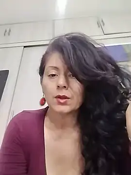 lunadicty online show from May 24, 8:36 pm