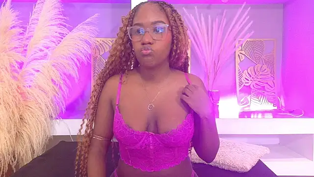 RachelStonne online show from November 27, 12:51 pm