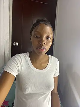 Snapshot of Meegannhill chatting on November 13, 12:37 pm Meegannhill online show from November 13, 12:37 pm