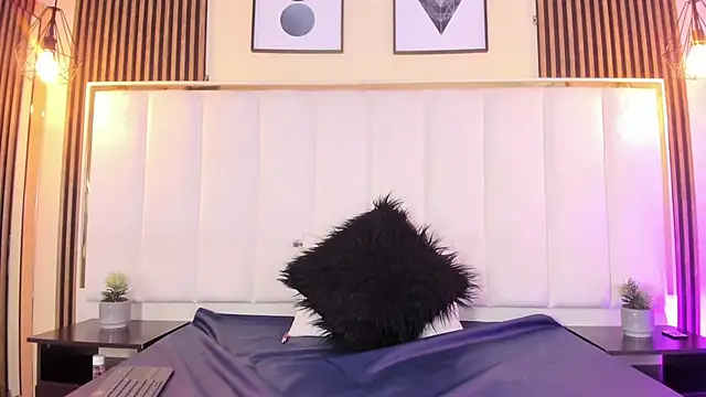 AmmberJones online show from March 20, 3:56 am